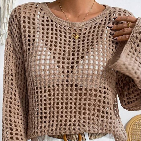 New hollow out long sleeve top - Picture 1 of 5